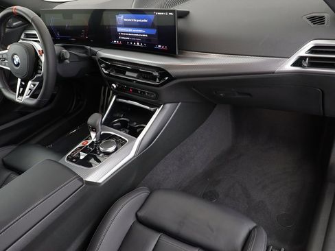 Used 2025 BMW M2 w/ Lighting Package image 20