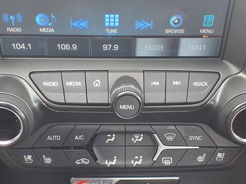 Used 2019 Chevrolet Corvette Z06 RWD image 7