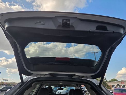 Used 2020 Subaru Outback Limited XT w/ Popular Package #2 AWD/4WD image 10