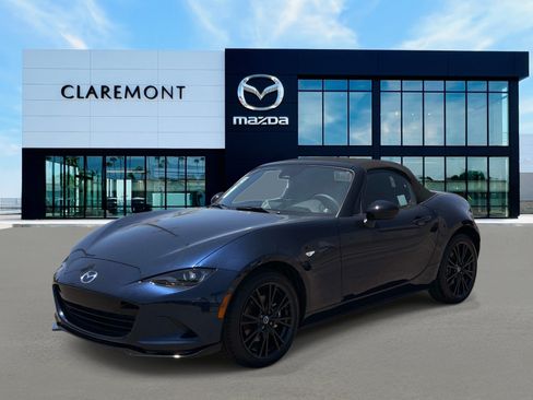 New 2026 MAZDA MX-5 Miata Club w/ Interior Package RWD image 3