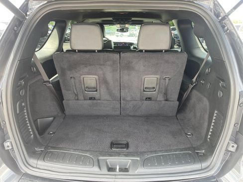 Used 2025 Dodge Durango R/T AWD/4WD image 18