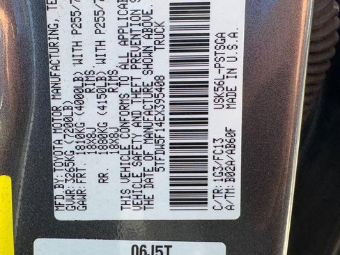 Used 2014 Toyota Tundra SR5 w/ SR5 Upgrade Package AWD/4WD image 24