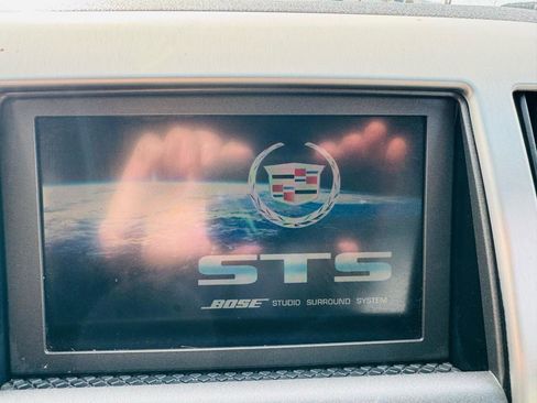 Used 2009 Cadillac STS w/ Preferred Equipment Group image 19