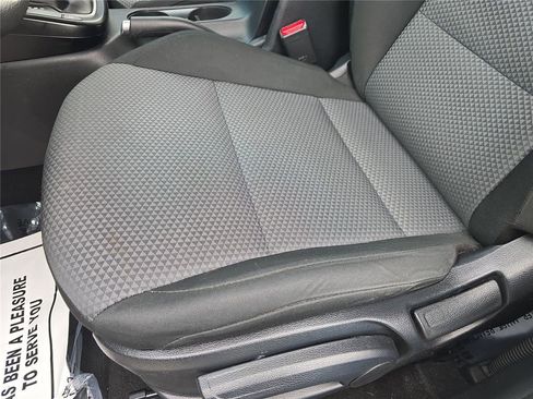 Used 2022 Kia Soul LX image 13