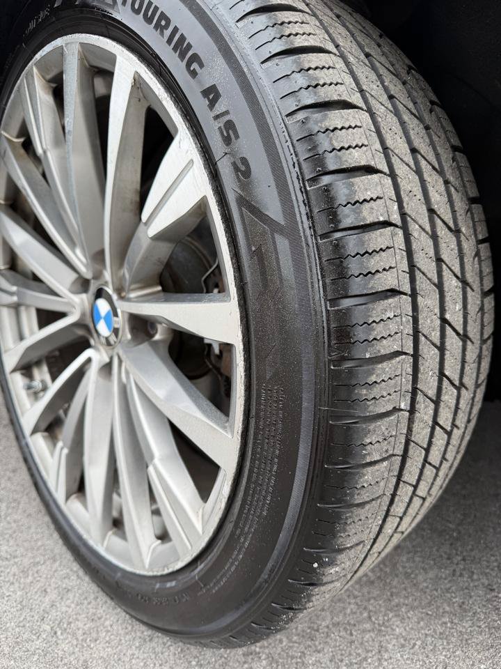 Used 2017 BMW 330i Gran Turismo xDrive AWD/4WD image 3