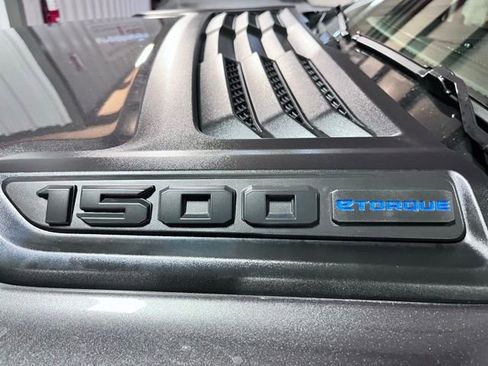 Used 2026 RAM 1500 Laramie w/ Sport Appearance Package AWD/4WD image 35