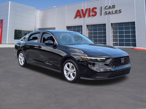 Used 2025 Honda Accord LX image 3