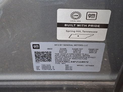 Certified 2023 GMC Acadia SLE w/ Driver Convenience Package image 26