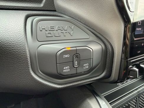 New 2026 RAM 3500 Laramie AWD/4WD image 21