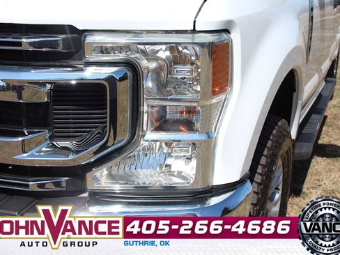 Used 2022 Ford F250 XLT w/ XLT Value Package image 4