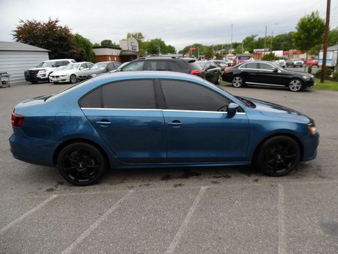 Used 2017 Volkswagen Jetta S FWD image 7