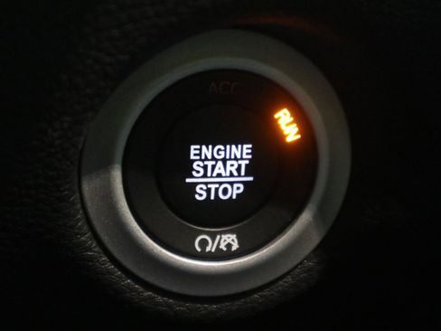 New 2026 Chrysler Pacifica Select FWD image 33