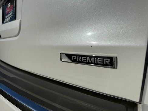 Used 2017 Chevrolet Suburban Premier AWD/4WD image 70