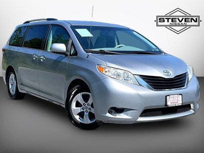 Used 2013 Toyota Sienna LE
