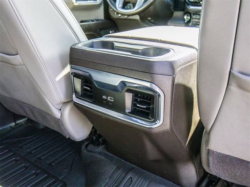 Used 2024 GMC Sierra 1500 SLT w/ SLT Convenience Package image 21