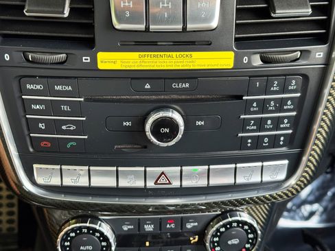 Used 2018 Mercedes-Benz G 550 Squared image 31