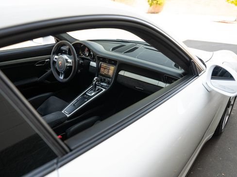 Used 2015 Porsche 911 GT3 RWD image 74
