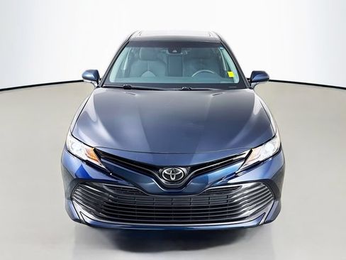 Used 2018 Toyota Camry LE w/ Audio Package FWD image 2