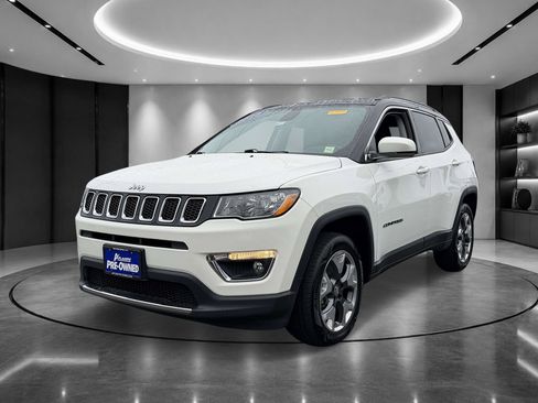 Used 2020 Jeep Compass Limited AWD/4WD image 2