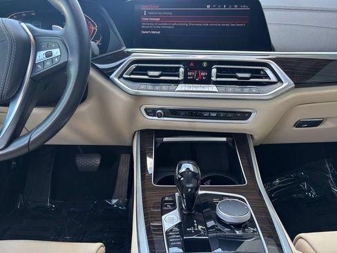 Used 2021 BMW X5 sDrive40i w/ Premium Package RWD image 12