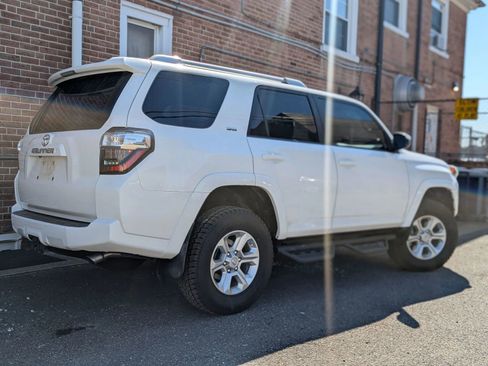 Used 2017 Toyota 4Runner SR5 image 39