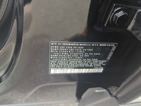 New 2025 Volkswagen Taos S image 24