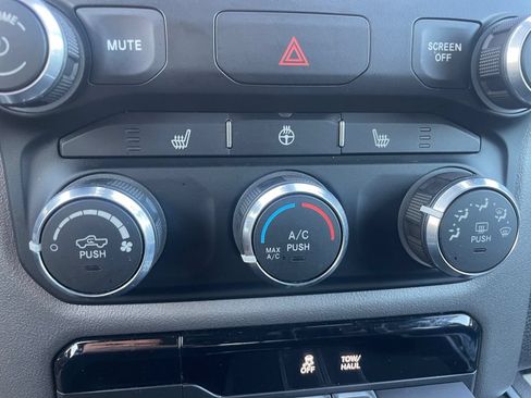 Used 2023 RAM 1500 Big Horn AWD/4WD image 28