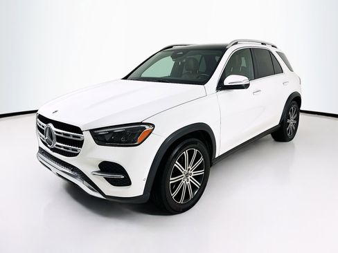 Used 2024 Mercedes-Benz GLE 350 4MATIC image 3