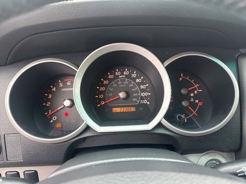 Used 2006 Toyota 4Runner Sport image 24