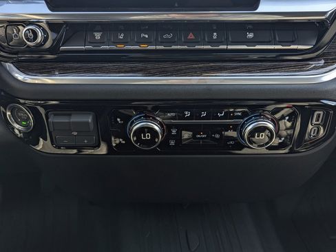 New 2026 GMC Sierra 2500 SLE w/ SLE Value Package; image 25