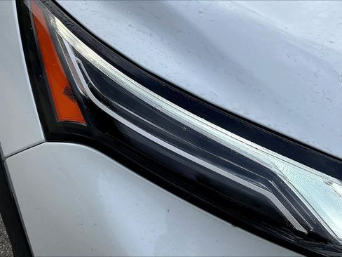 New 2026 Nissan Rogue Platinum image 18