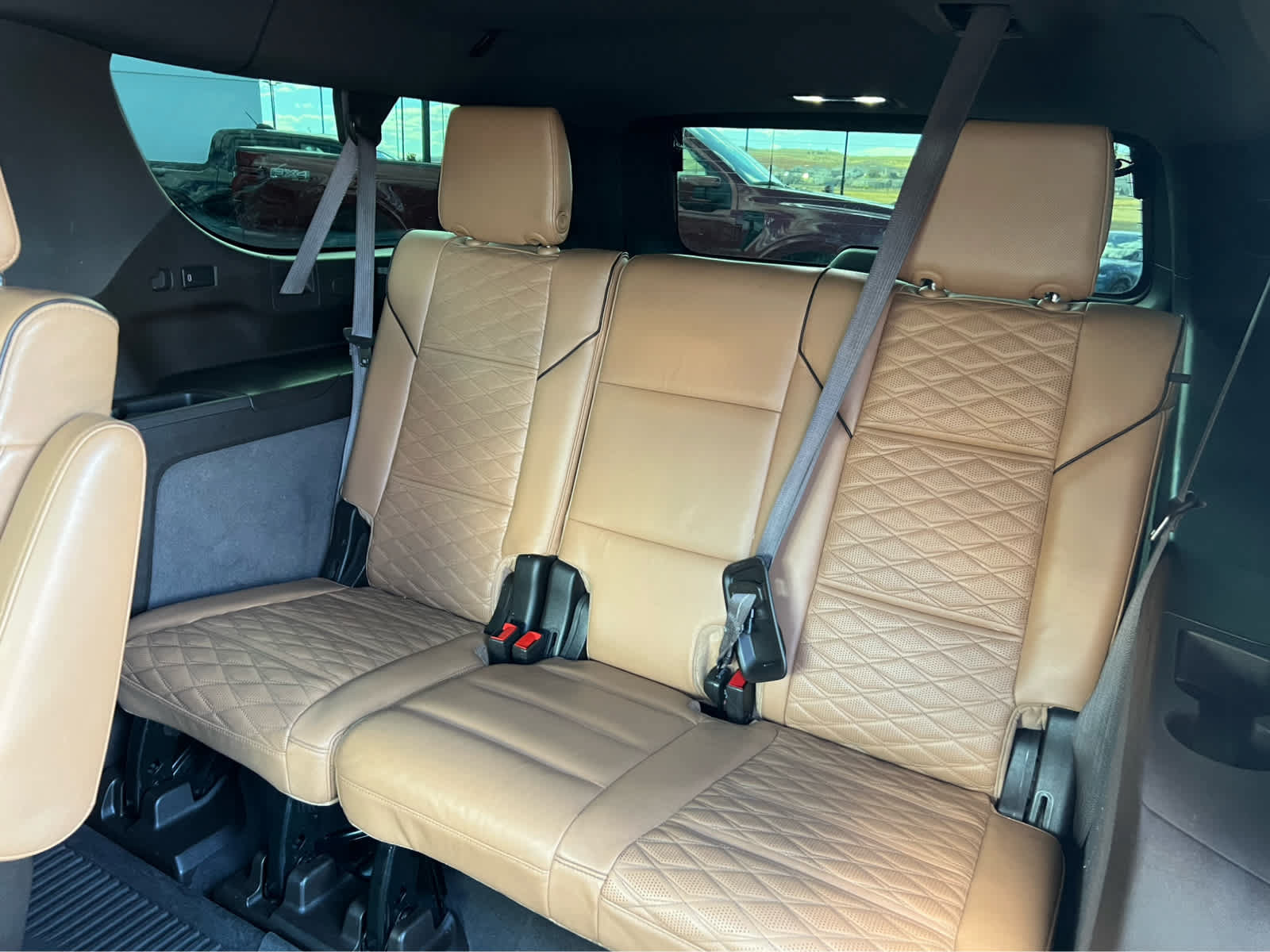 Used 2021 Cadillac Escalade ESV Sport w/ Driver Assist Tech Package AWD/4WD image 28