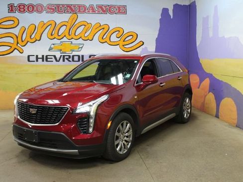 Used 2019 Cadillac XT4 Premium Luxury AWD/4WD image 2