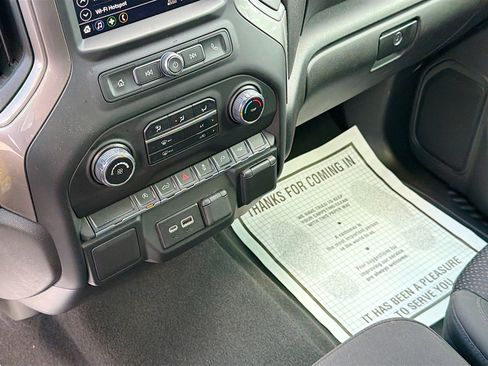 Used 2021 Chevrolet Silverado 1500 Custom w/ LPO, Blackout Package image 27