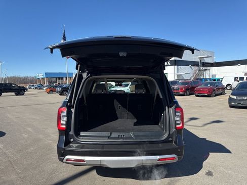 Used 2024 Ford Expedition Max Limited AWD/4WD image 31