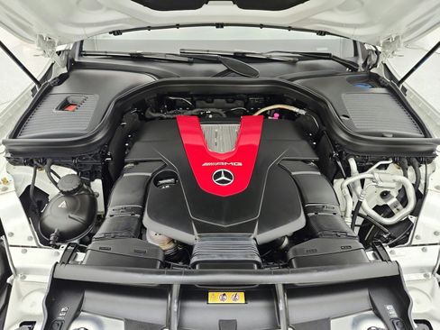 Used 2022 Mercedes-Benz GLC 43 AMG 4MATIC w/ Driver Assistance Package image 25