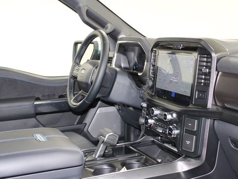 New 2025 Ford F150 Platinum w/ FX4 Off-Road Package image 30