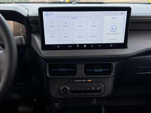 New 2025 Ford Maverick Lobo image 12