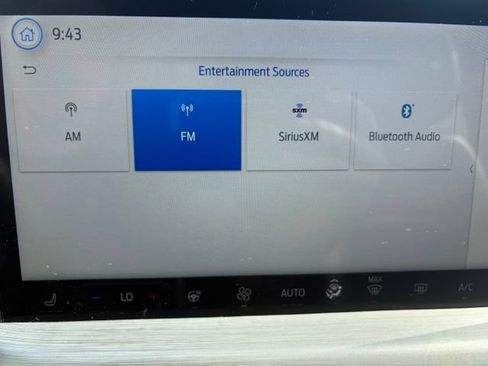 Used 2023 Ford Escape Platinum AWD/4WD image 7