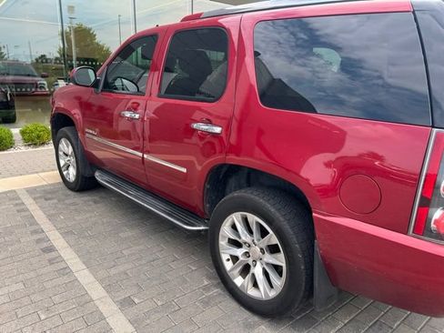 Used 2014 GMC Yukon Denali AWD/4WD image 13