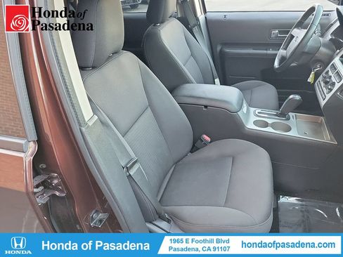 Used 2010 Ford Edge SEL FWD image 21