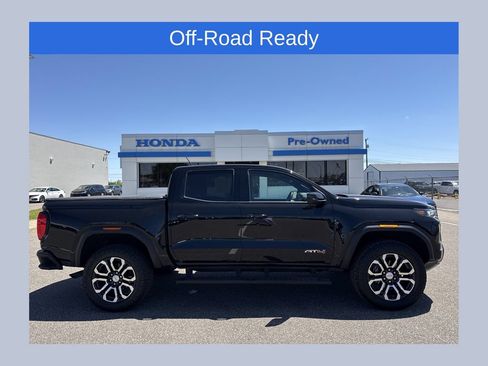 Used 2024 GMC Canyon AT4 w/ Canyon Safety Plus Package AWD/4WD image 1