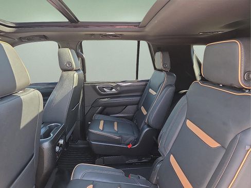 Used 2022 GMC Yukon AT4 AWD/4WD image 10