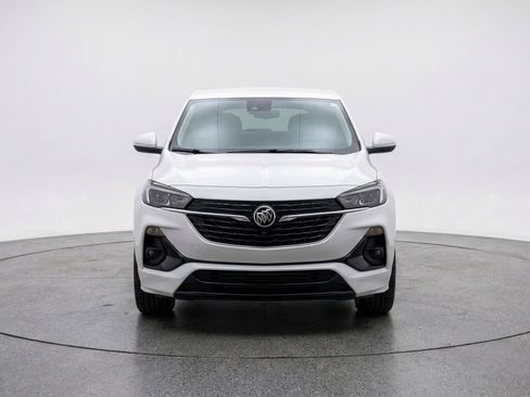 Used 2025 Buick Encore GX Preferred AWD/4WD image 2