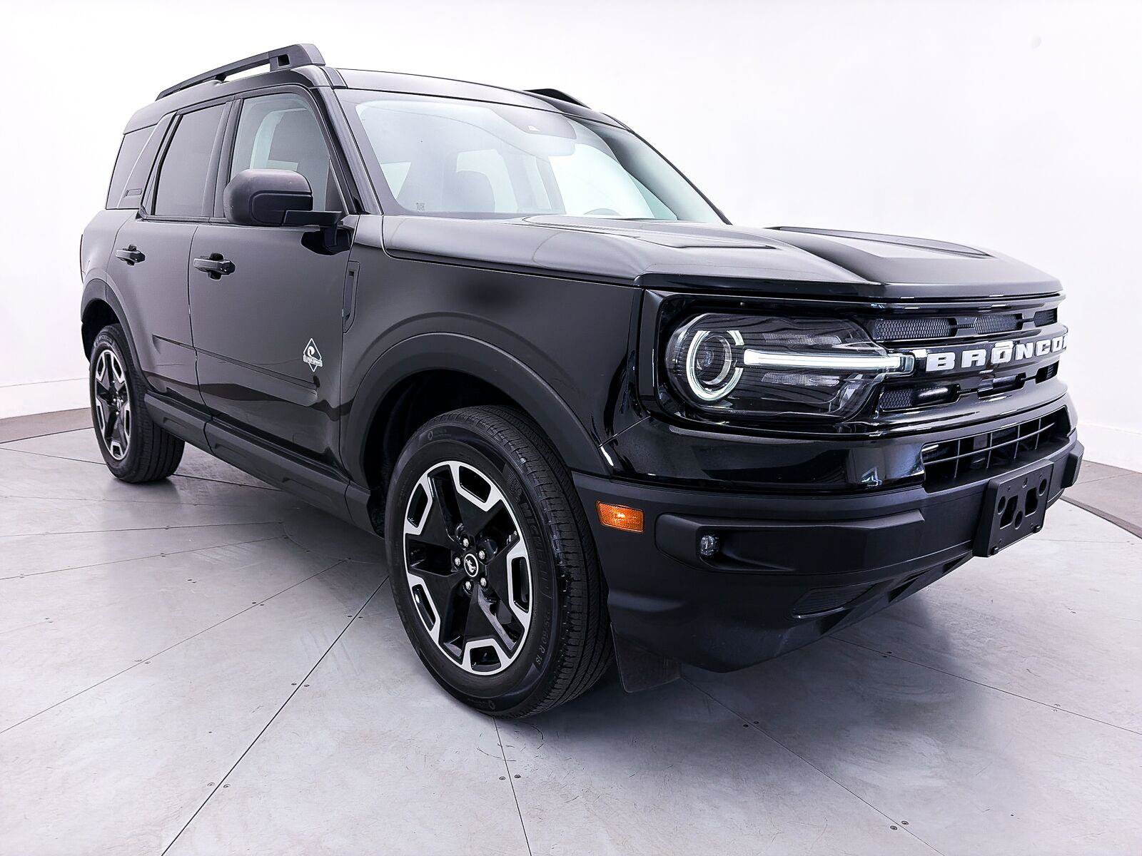 Used 2023 Ford Bronco Sport Outer Banks w/ Tech Package AWD/4WD image 10