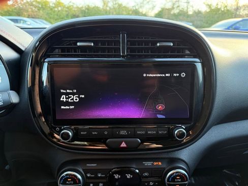 Certified 2024 Kia Soul GT-Line image 39