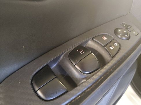 Used 2024 Nissan Sentra S FWD image 27