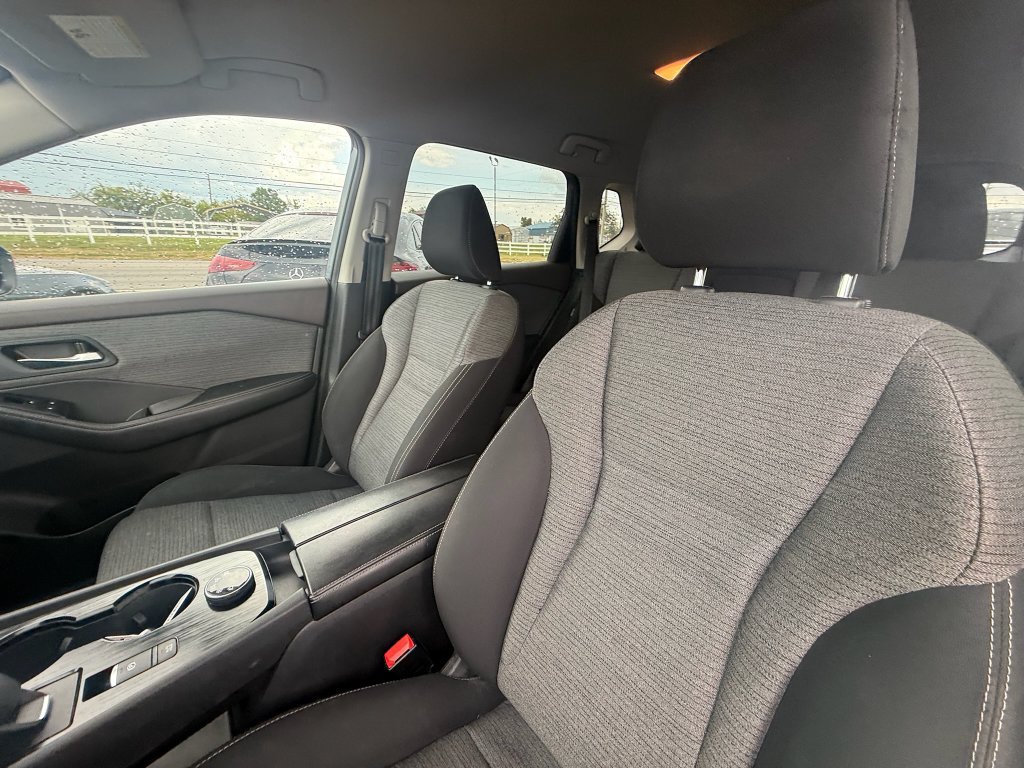 Used 2021 Nissan Rogue SV AWD/4WD image 13