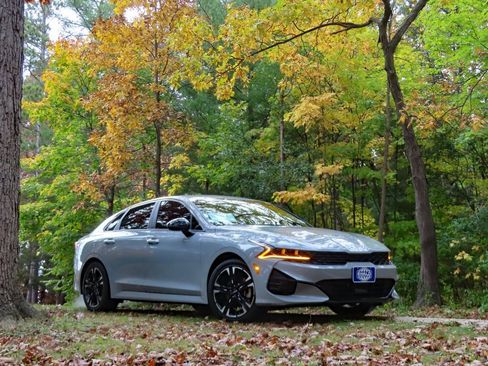 Used 2023 Kia K5 GT-Line w/ GT-Line Premium Package image 5