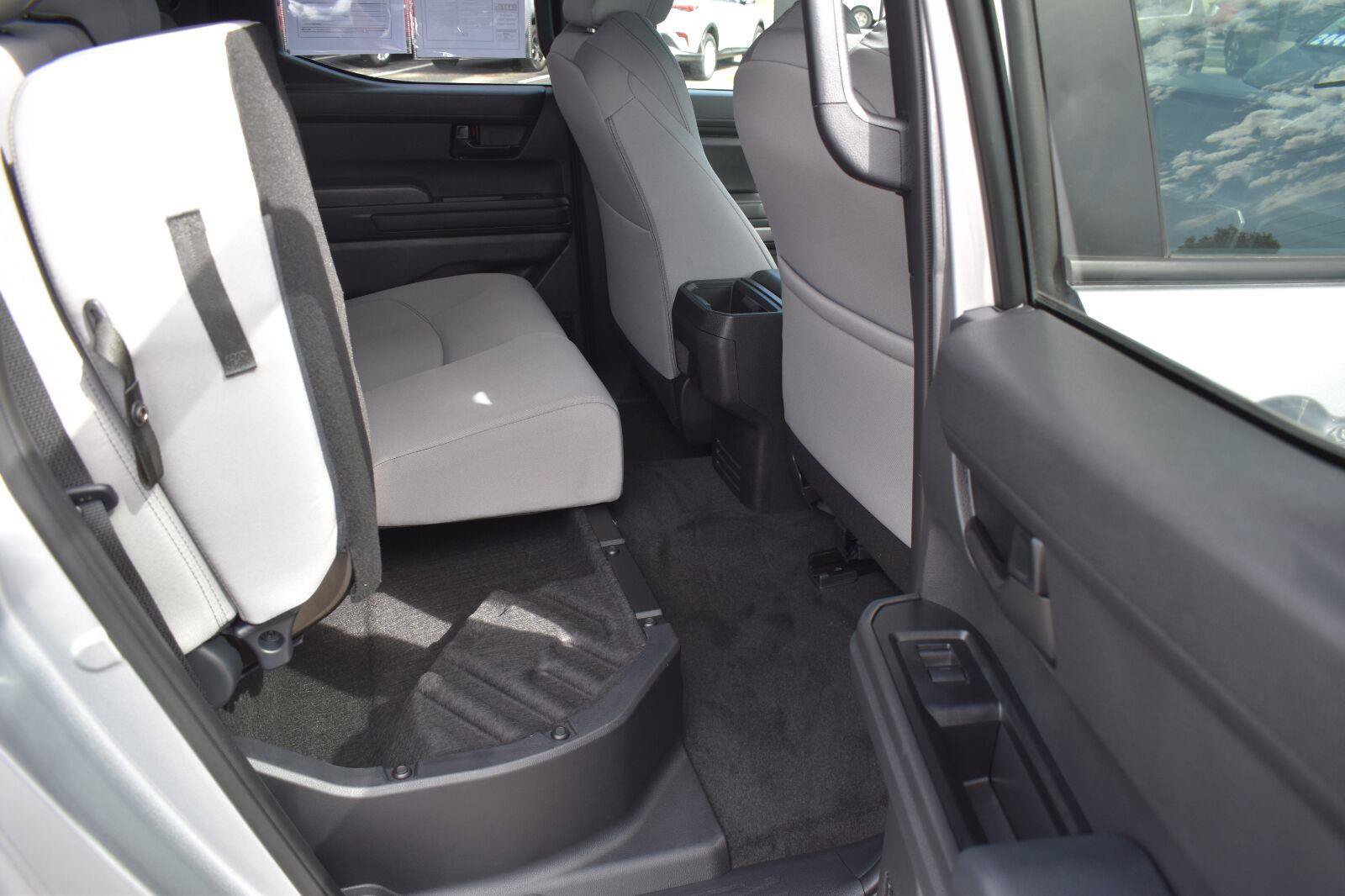 Used 2026 Toyota Tacoma SR5 AWD/4WD image 16
